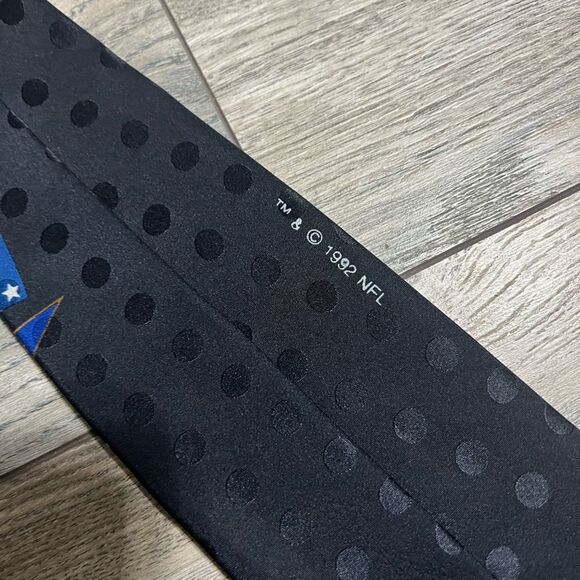 Vintage 1992 NFL Football Silk Men's Neck Tie - Picture 5 of 7